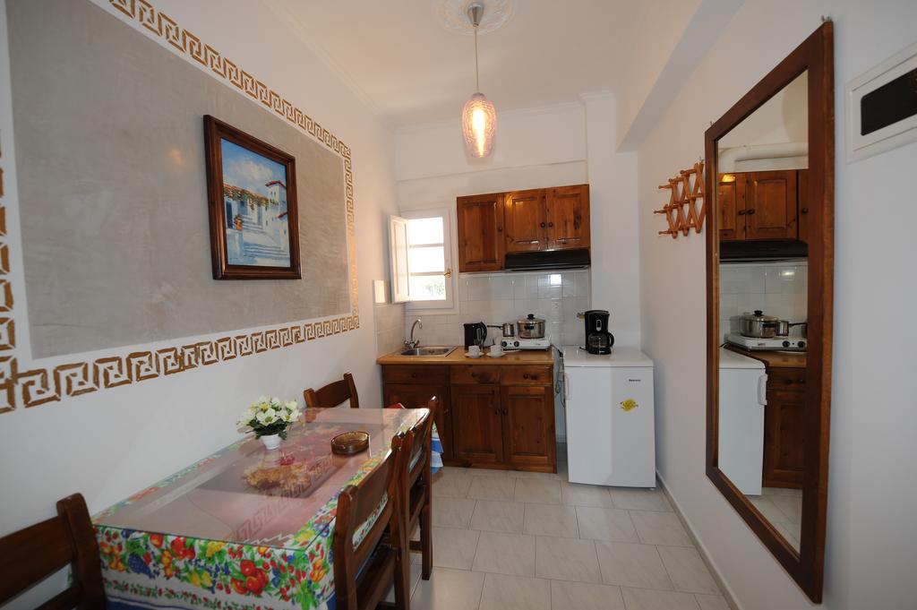 Orfeas Apartments Kamári Kültér fotó